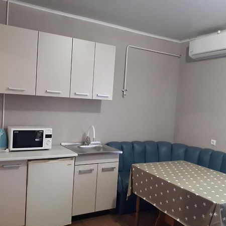 Hotel Gostynnyi Dvir Sharhorod Extérieur photo