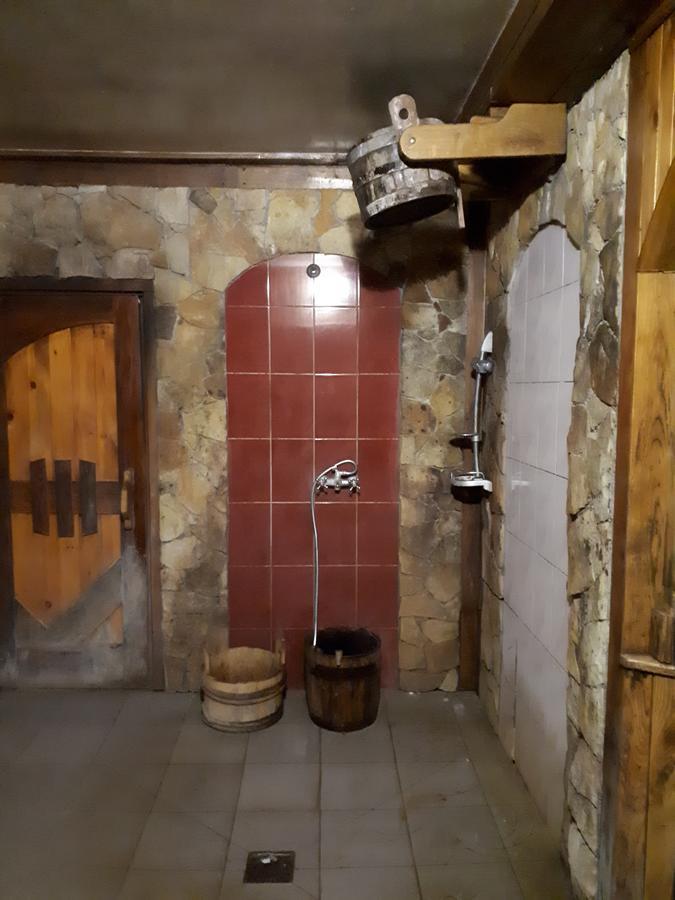 Hotel Gostynnyi Dvir Sharhorod Extérieur photo