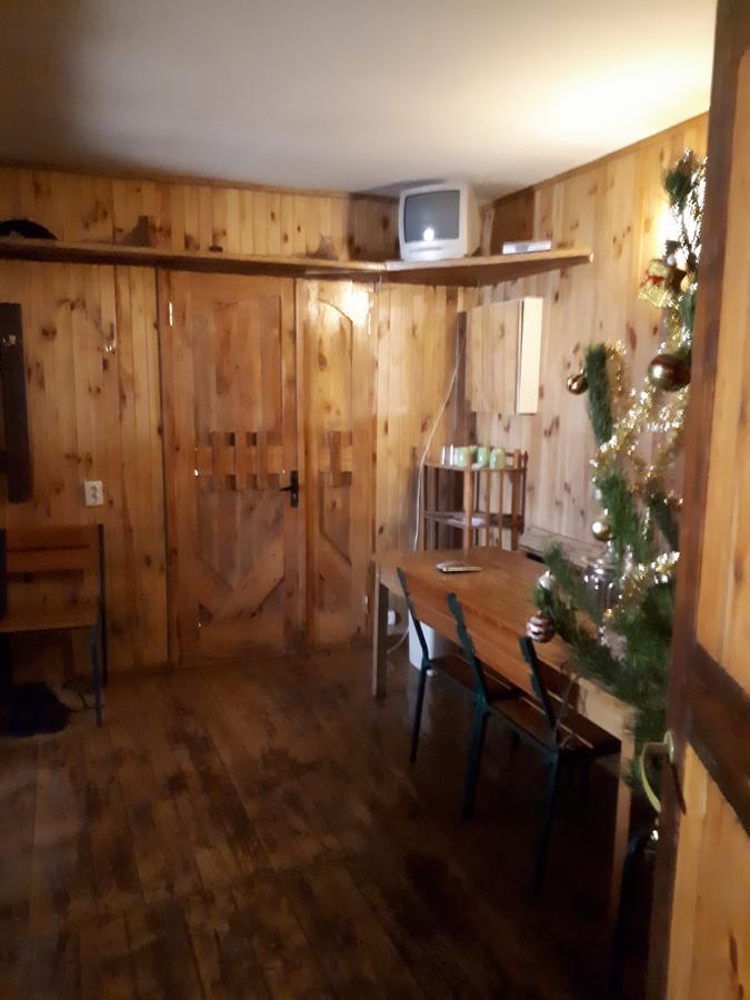 Hotel Gostynnyi Dvir Sharhorod Extérieur photo